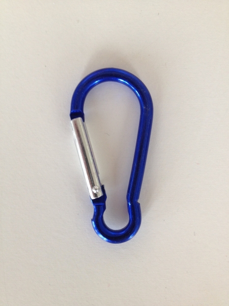 1x Karabiner dunkelblau